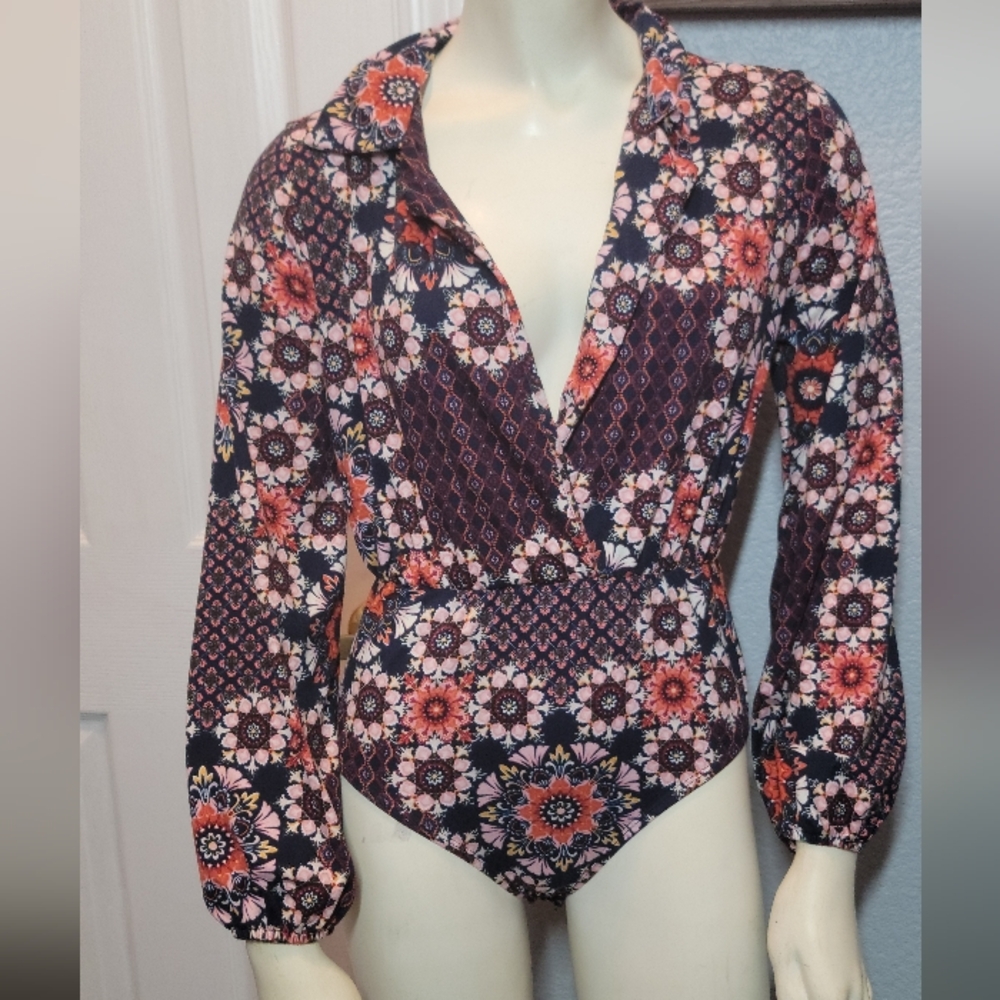 Ups &‎ Downs Blue Floral Bodysuit